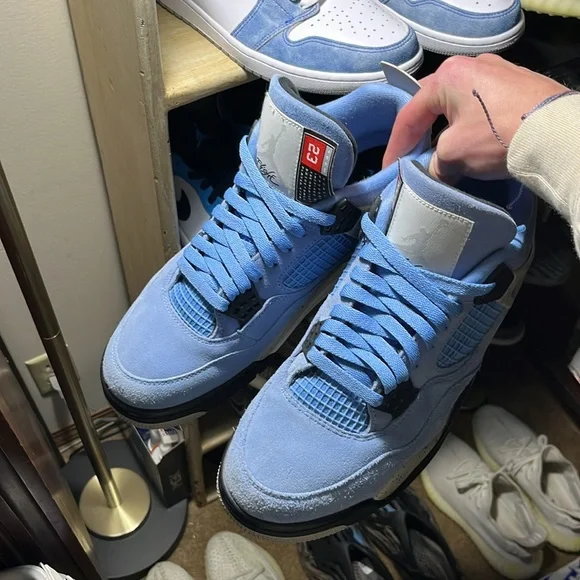 🔥!!Authentication!! Jordan 4 University Blue with🔥